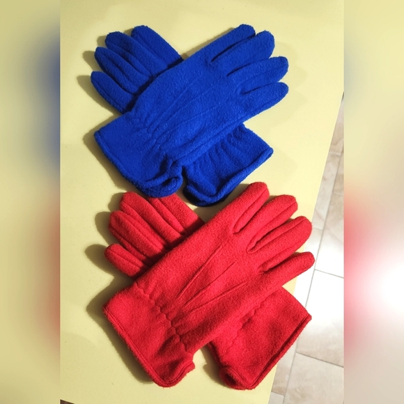 Macy's Accessories - Macy's Red & Royal Blue Ladies Fleece Gloves